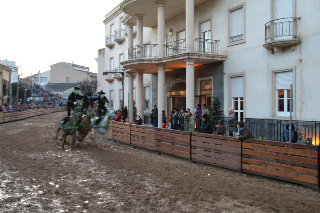 אוריסטאנו Mariano IV Palace Hotel מראה חיצוני תמונה